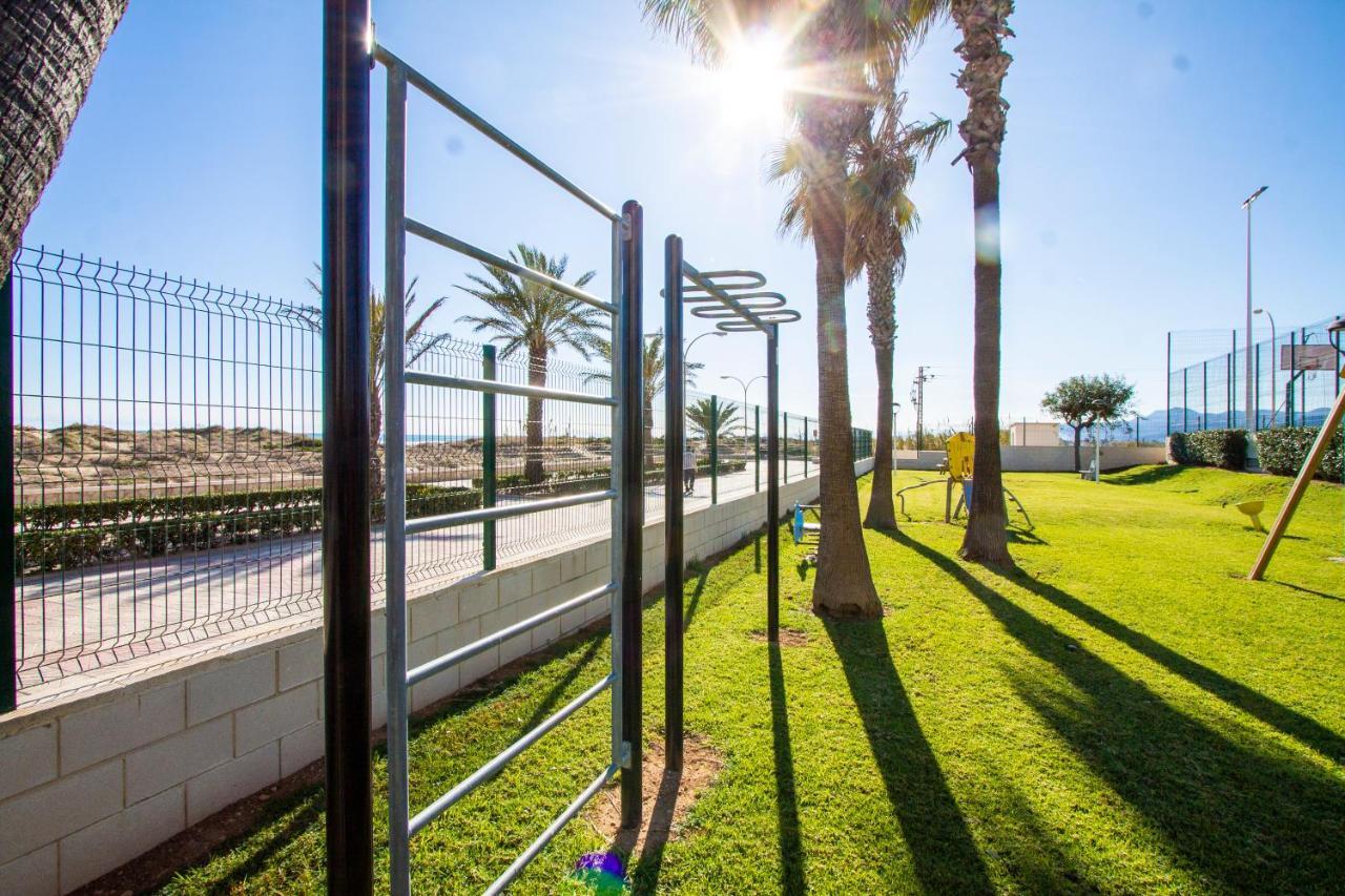 Espacio 5 - Primera Linea De Playa Apartman Cullera Kültér fotó